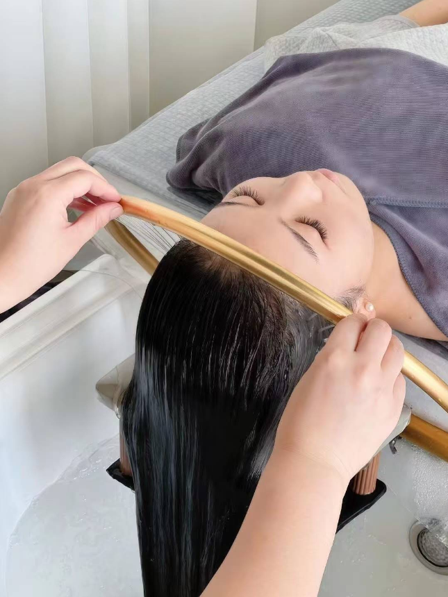 Happy Head Massage